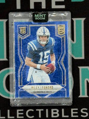 2025 Donruss Elite Riley Leonard Blue /75