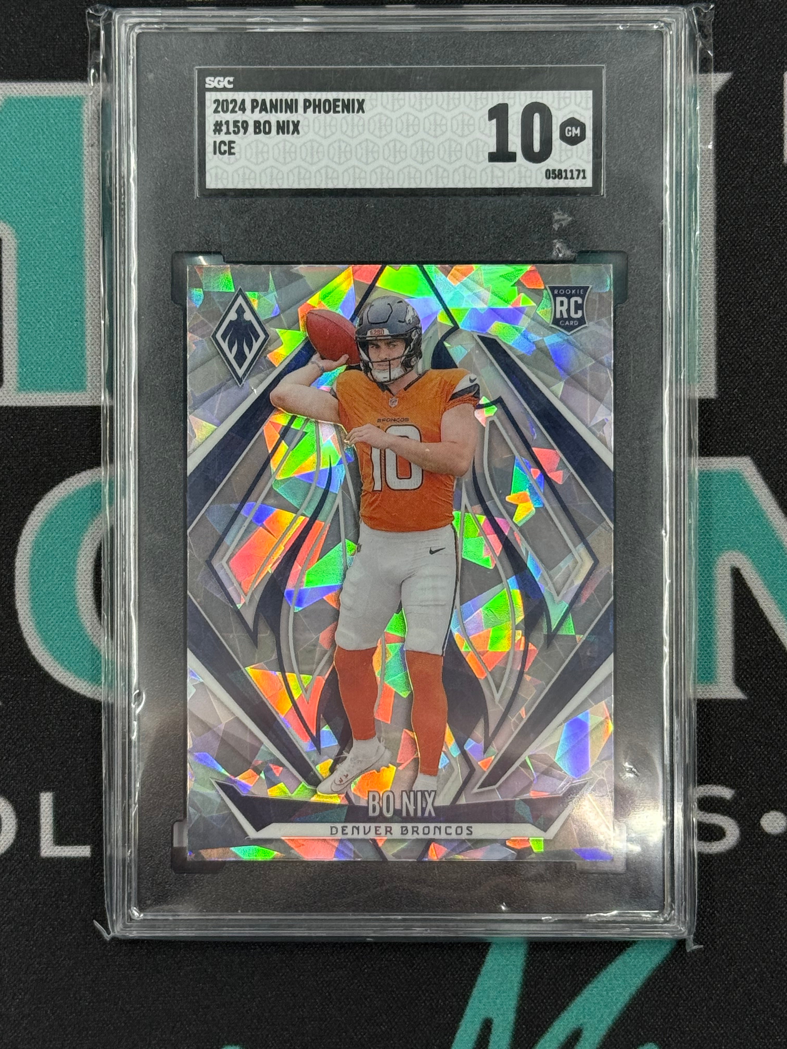 2024 Phoenix Bo Nix Cracked Ice Prizm Rookie Card SGC 10