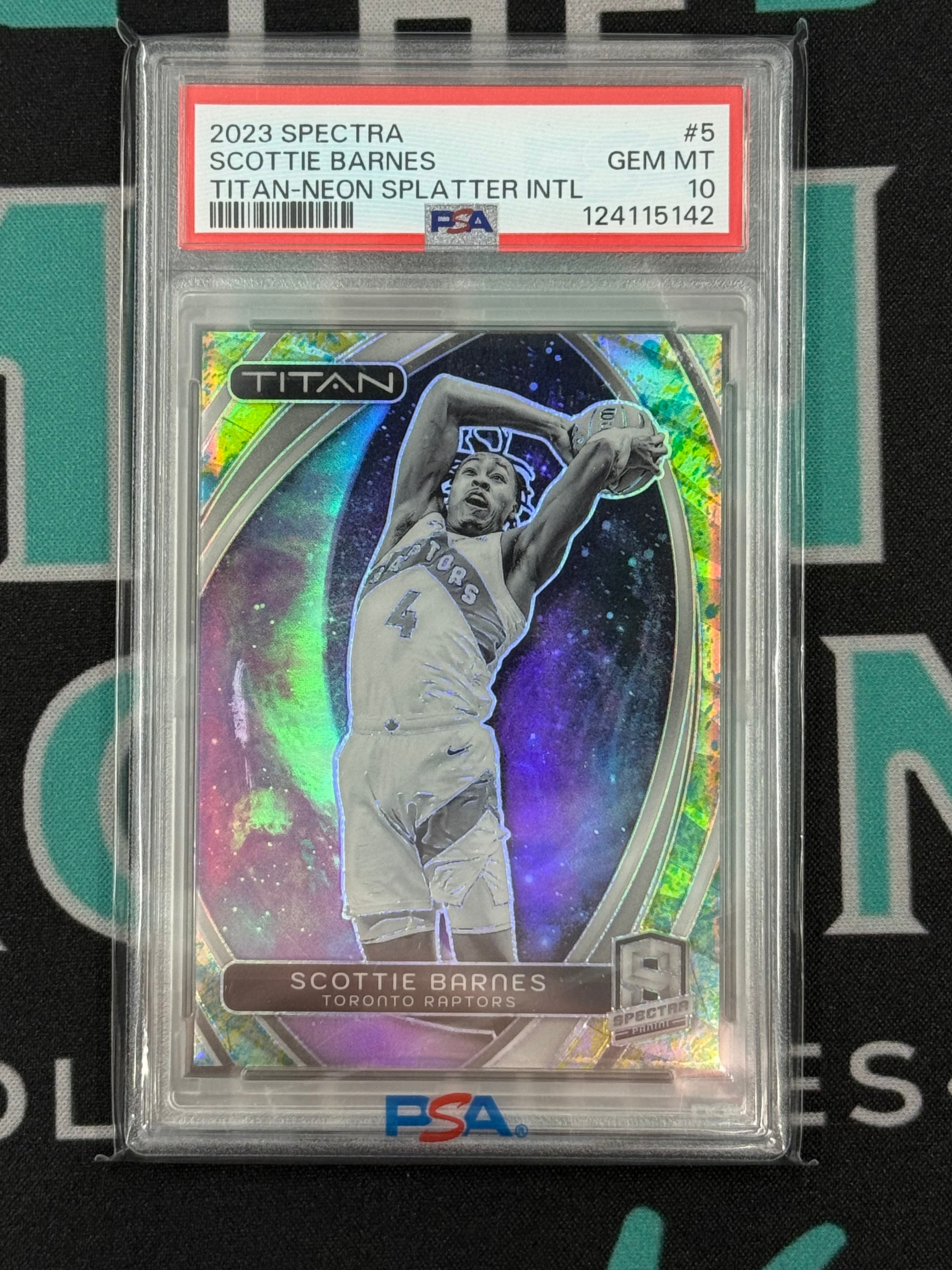 2023 Spectra Scottie Barnes Titan Neon Splatter International /8 PSA 10
